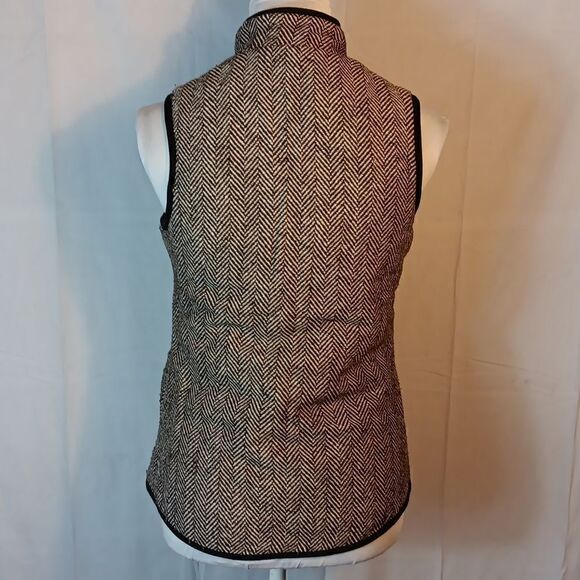 Hemline Mom Herringbone Wool Blend Vest - Picture 3 of 8